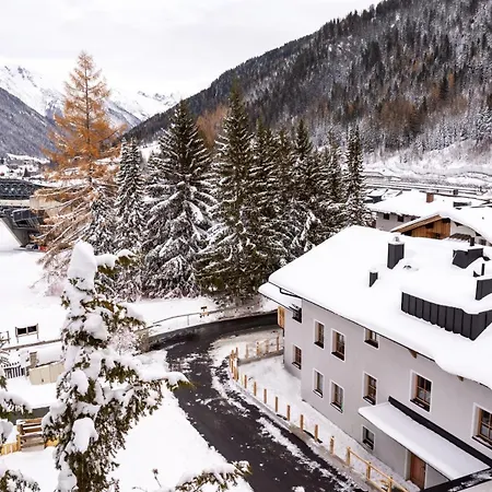 Chalet Marmotta Culm - Luxus Chalet Ski-In Ski-Out Sankt Anton am Arlberg Exterior foto