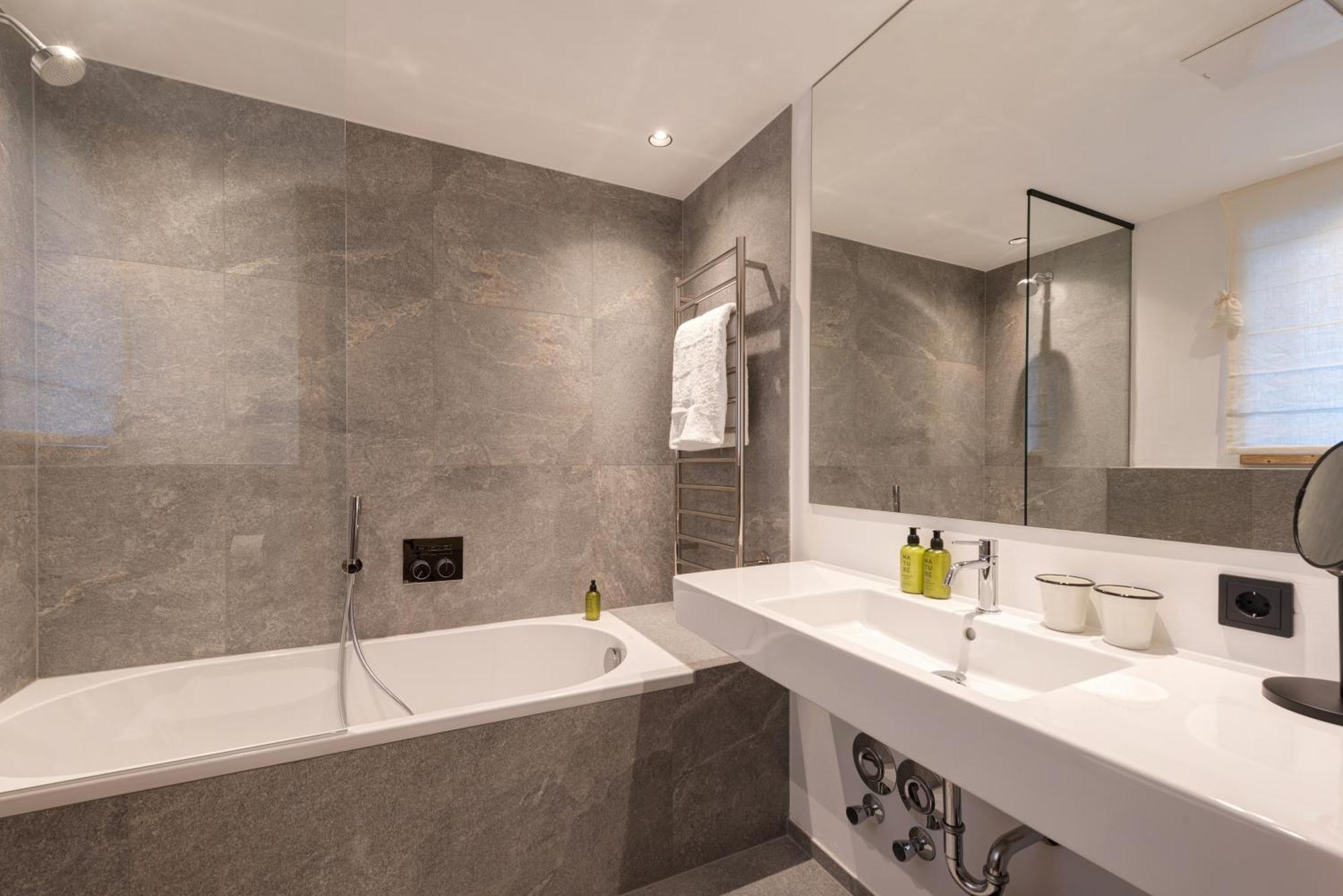 Marmotta Culm - Luxus Ski-in Ski-out Apartment Sankt Anton am Arlberg