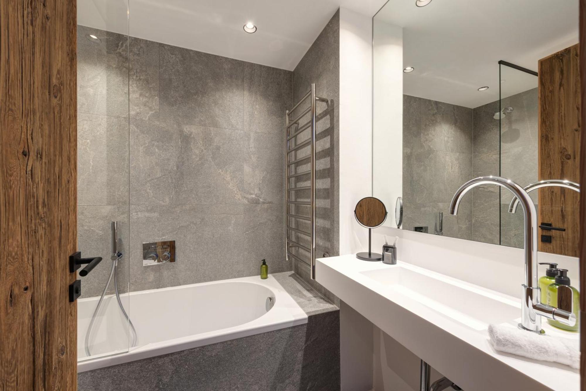 Marmotta Culm - Luxus Ski-in Ski-out Apartment *