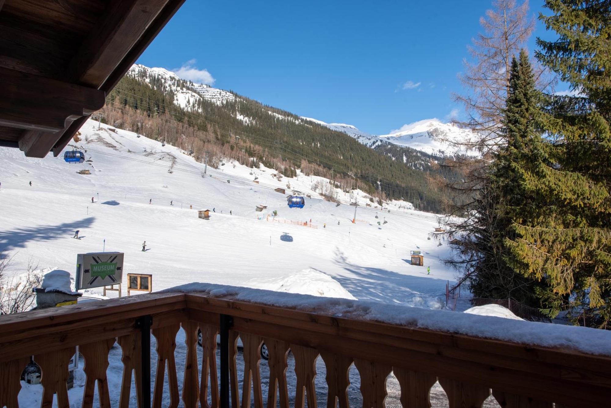 Marmotta Culm - Luxus Ski-in Ski-out Apartment *