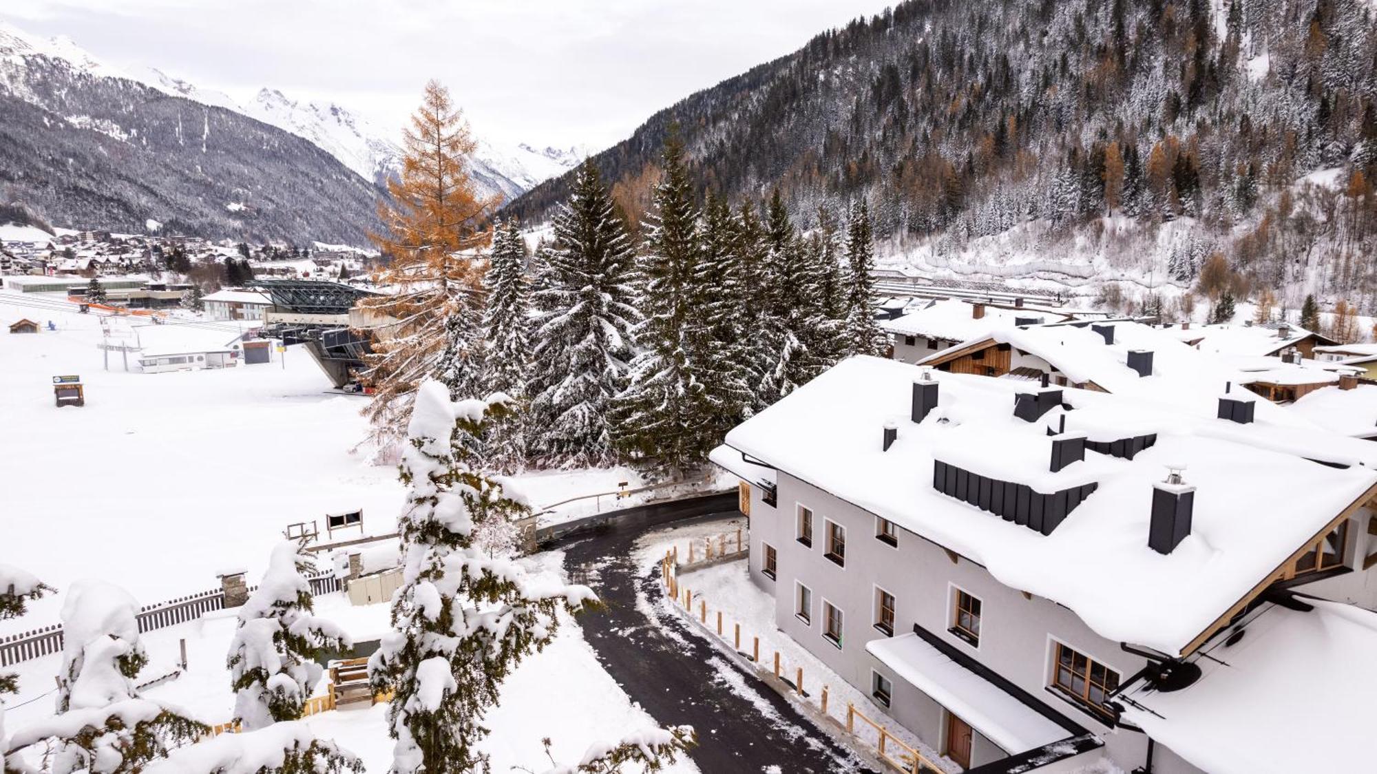 Marmotta Culm - Luxus Ski-in Ski-out Apartment